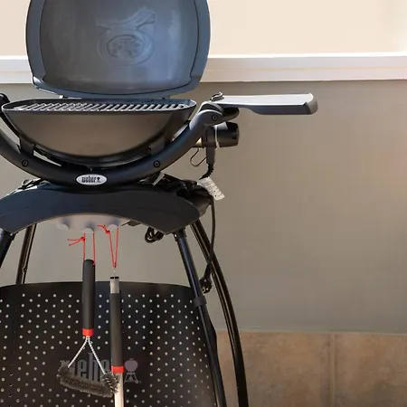 Nireas Blue Balcony By Raise Holiday home